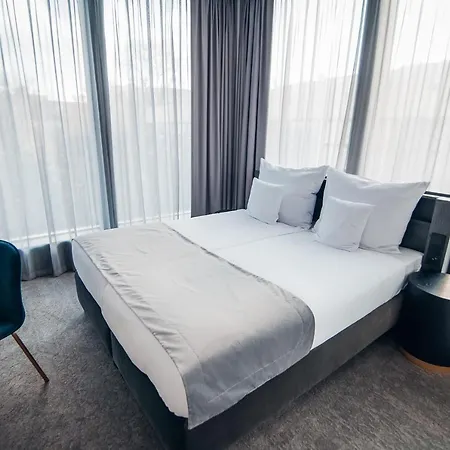 Szálloda Liberté 33 Poznań