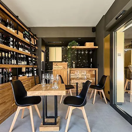 Liberte 33 פוזנן