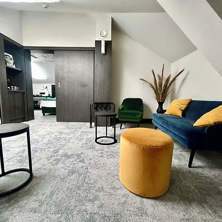 Liberte 33, An Ascend Collection 4* بوزنان