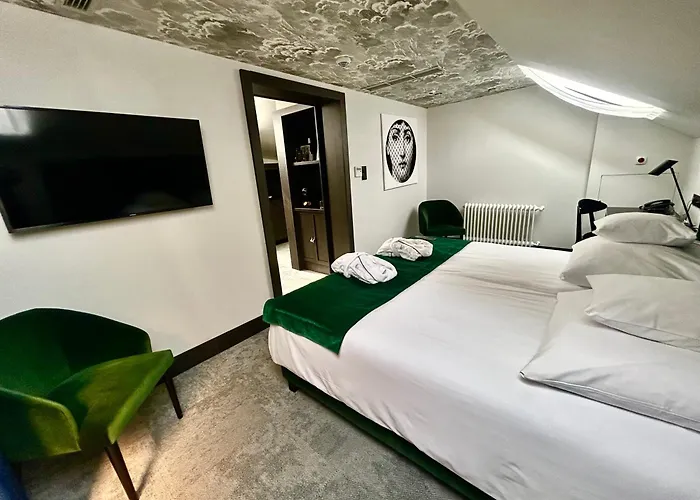 Liberte 33 Hotell 4*